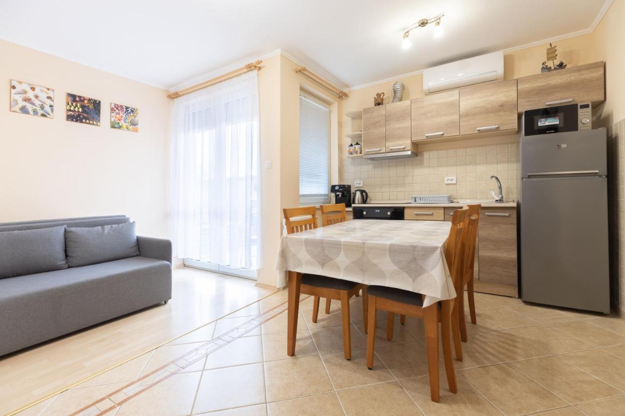 Marta Apartman Hajdúszoboszló Екстериор снимка